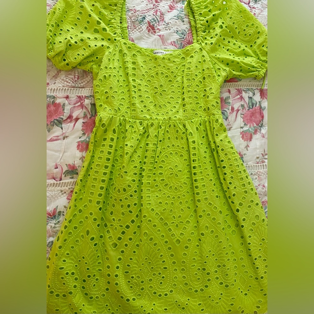 English Factory Eyelet Scallop Edge Mini Dress in Lime Green (NWT)